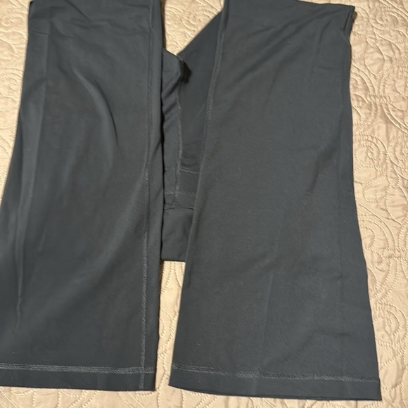 Tek Gear workout pants - Picture 4 of 4